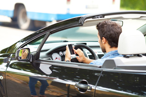 drivers distracted by vehicle technology