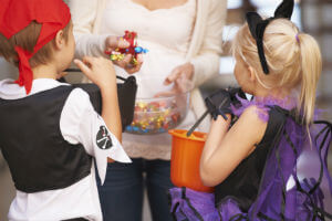 halloween safety tips