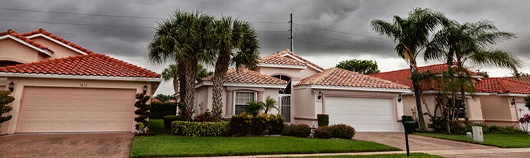 Hogares en la Florida antes de una tormenta